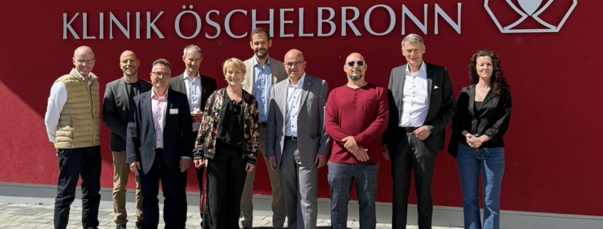 Landrat Rosenau mit Delegation zu Besuch in der Klinik Öschelbronn